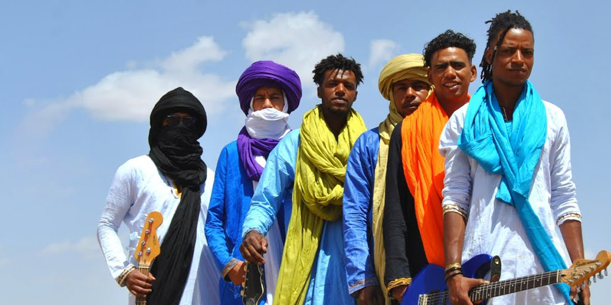 Grupo de jóvenes músicos amazighes
